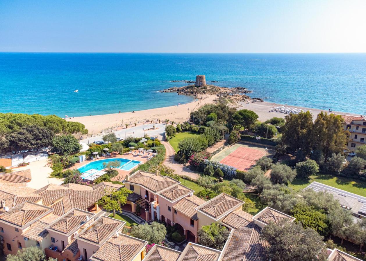 Hotel La Torre Bari Sardo Esterno foto