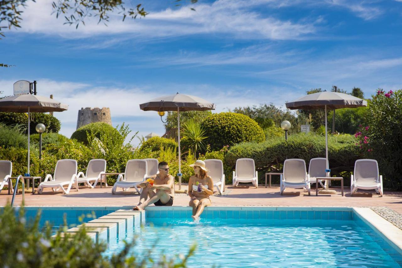 Hotel La Torre Bari Sardo Esterno foto