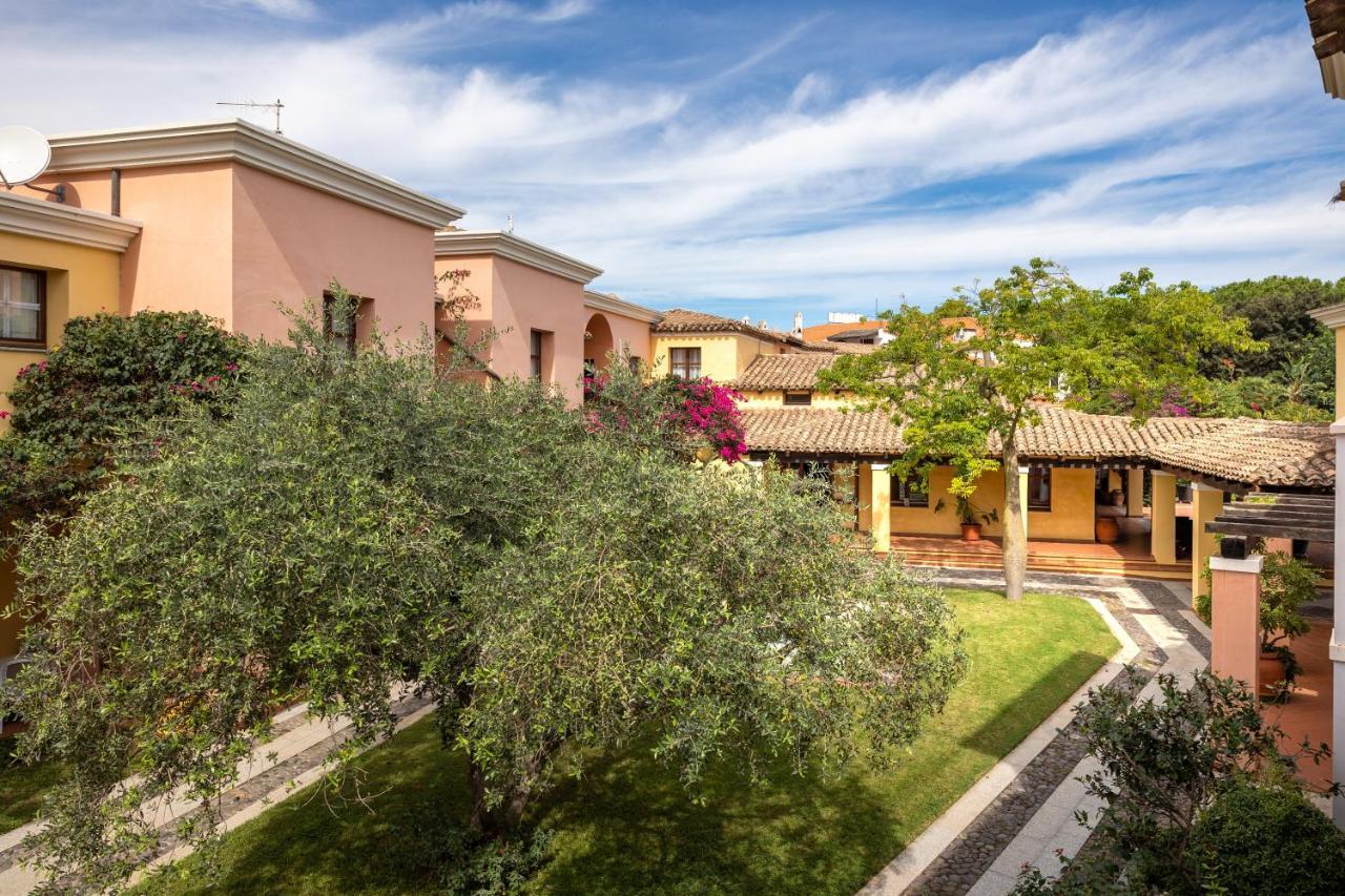 Hotel La Torre Bari Sardo Esterno foto