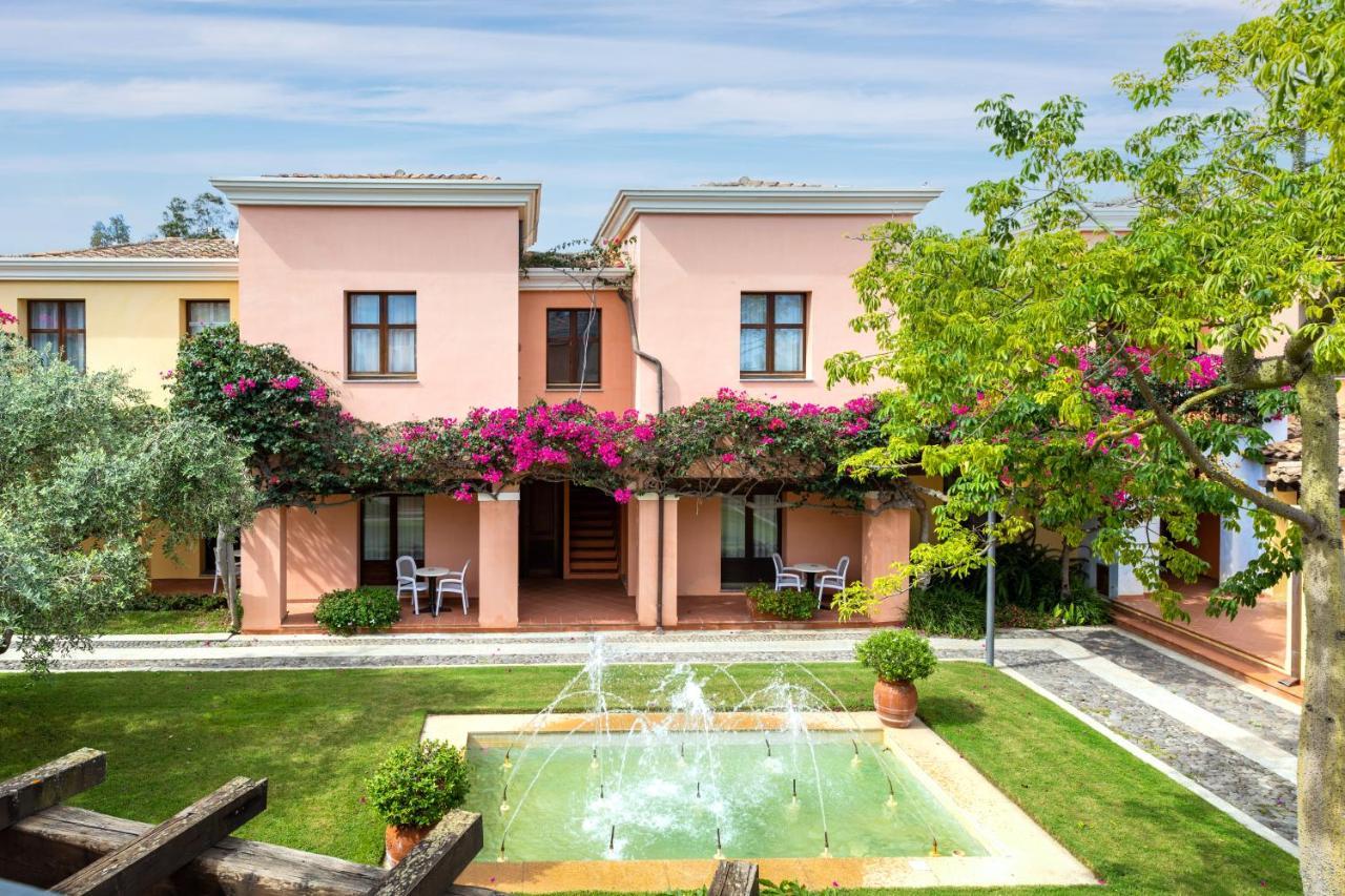 Hotel La Torre Bari Sardo Esterno foto