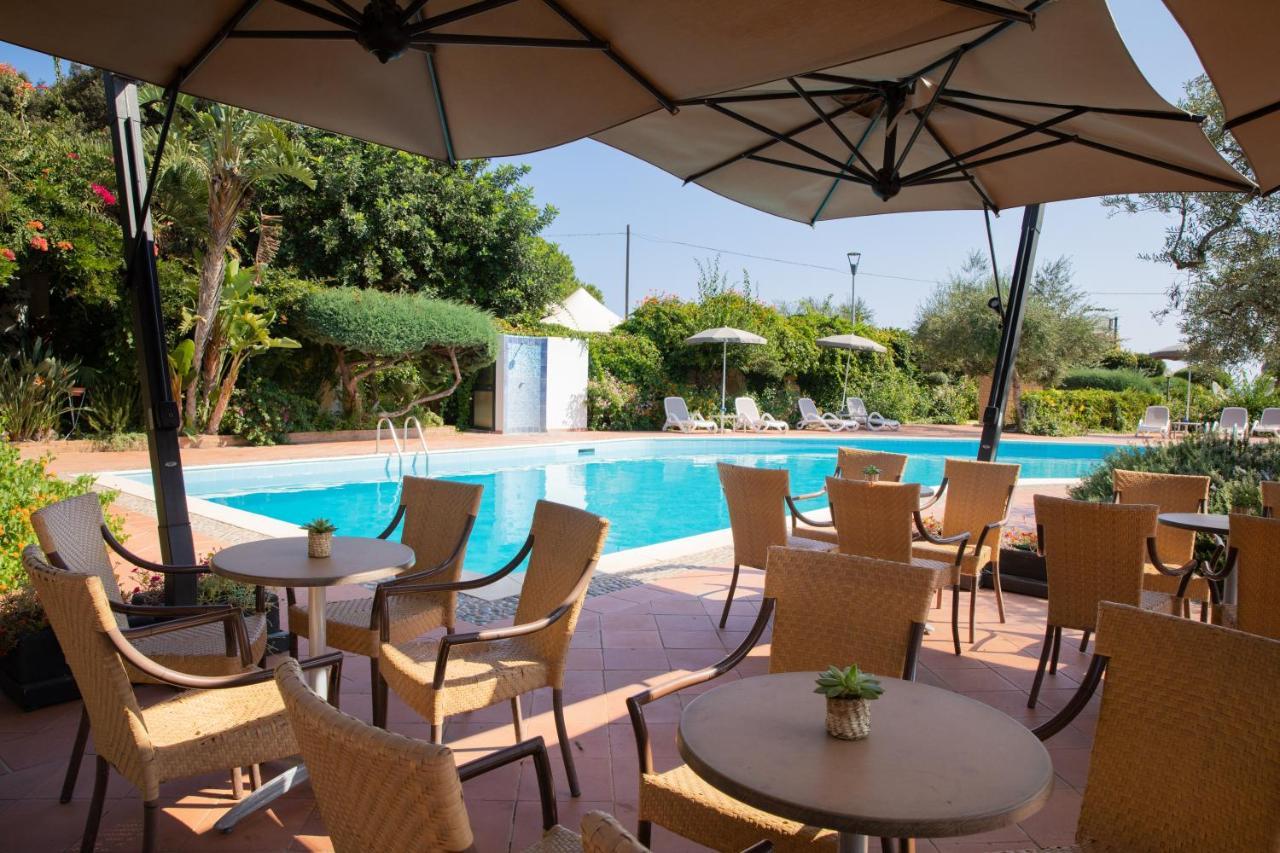 Hotel La Torre Bari Sardo Esterno foto